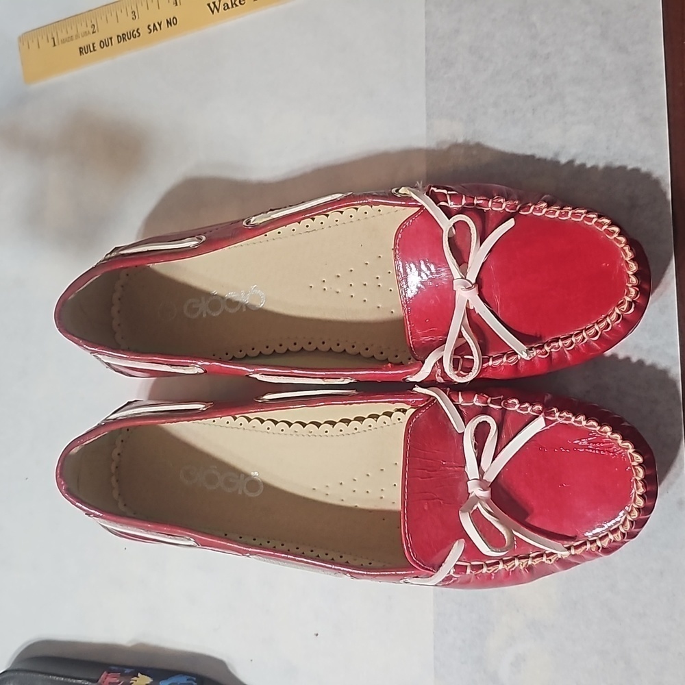 Women's GIO Slipon Flats